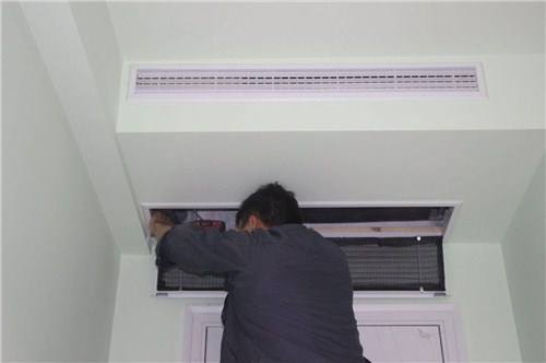 家庭空调维修